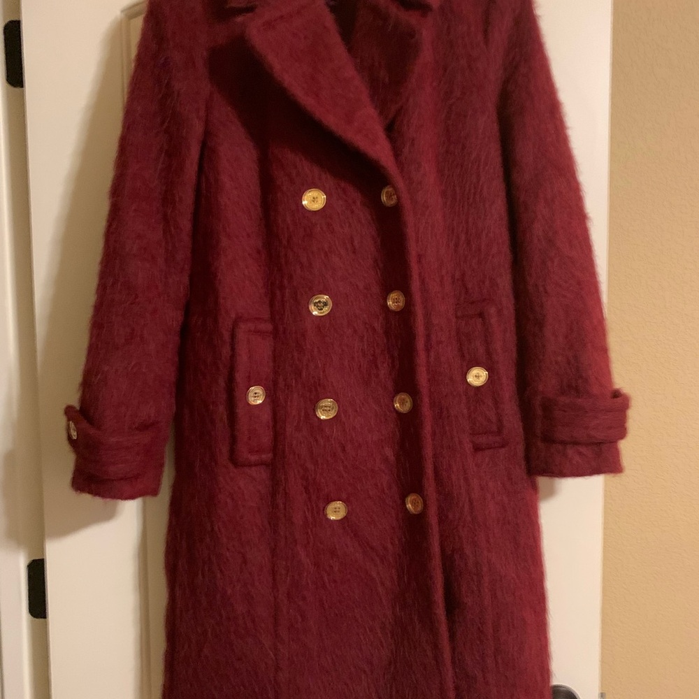 Uniquely Gorgeous Michael Kors Coat